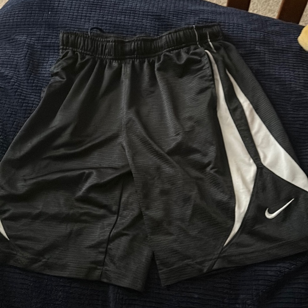 men’s nike athletic shorts